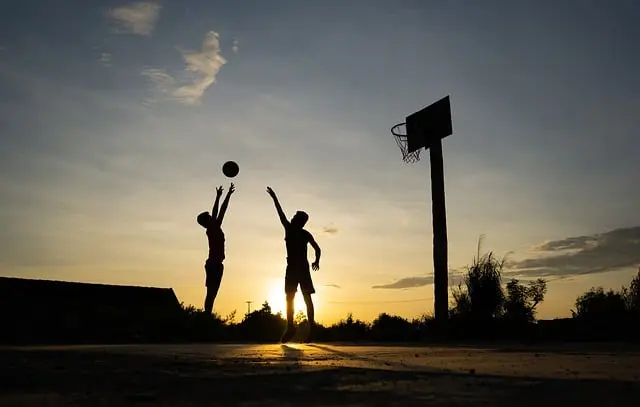 Guide Pratique pour Organiser un Tournoi de Basketball Réussi